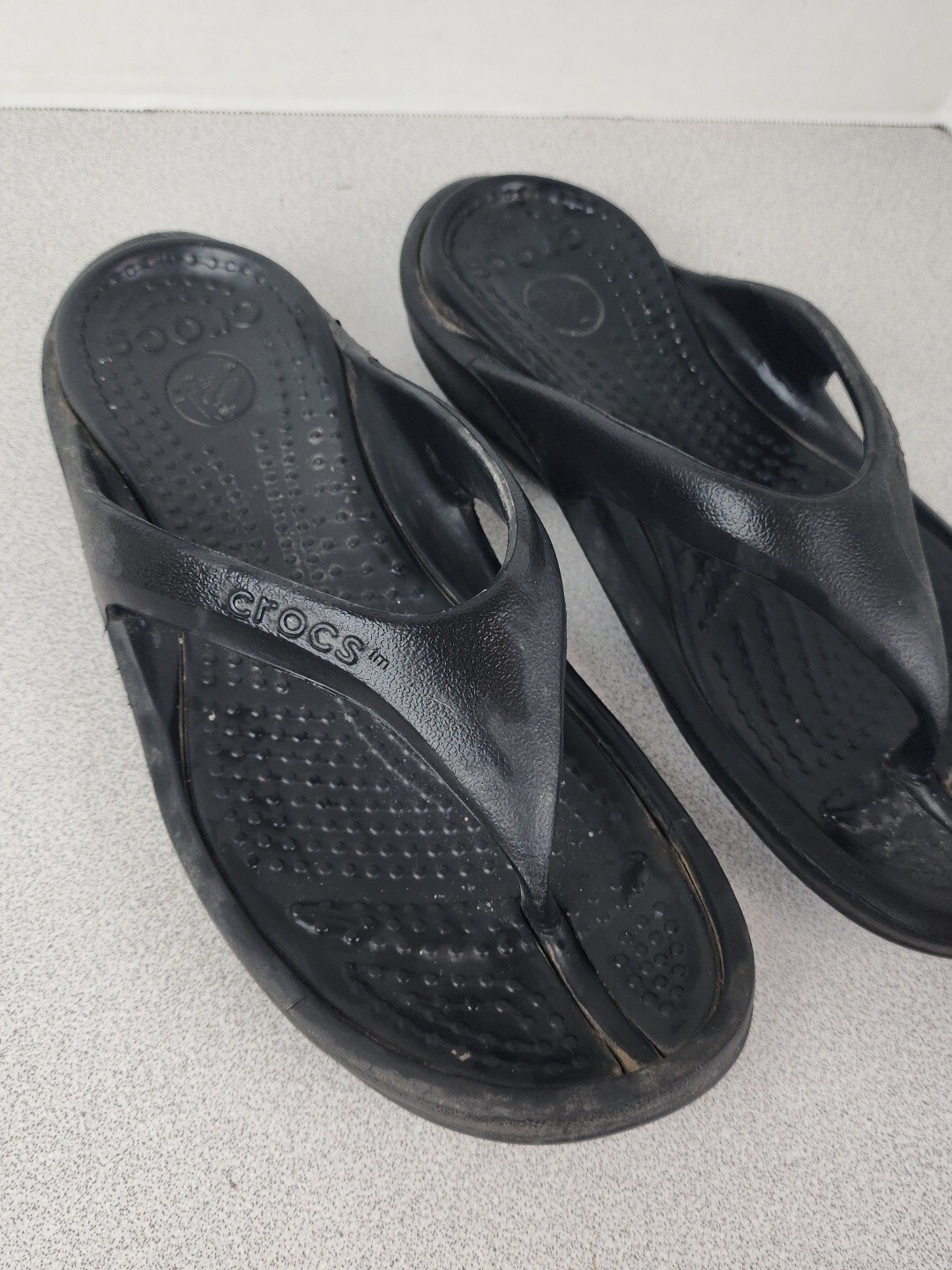 Crocs Mens Baya Thong Flip Flop Sandals Black Size 10… Gem