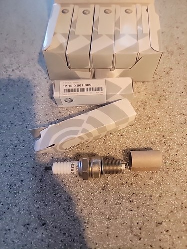 NEW 12 Spark Plugs Part Number - 12-12-9-061-869 For BMW - Picture 4 of 5