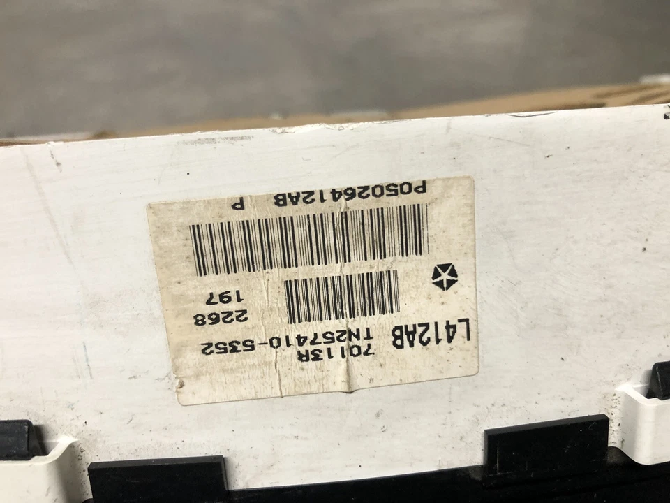 Cuadro medidor velocímetro instrumento Chrysler 300M 1999 2000 2001 2002 2003 2004 Foto 3 de 4