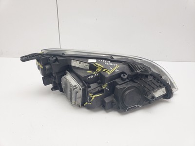 Genuine Volvo V40 Headlight Full LED 31677020 Passenger Side for  
