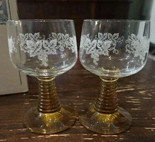Vintage Zwiesel Set Of 2  STEM BEEHIVE Wine Glasses ETCHED Grapevines 4 1/2 MCM