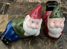 Adorable Cracker Barrel Mini Gnome Salt and  Pepper shaker Set new.