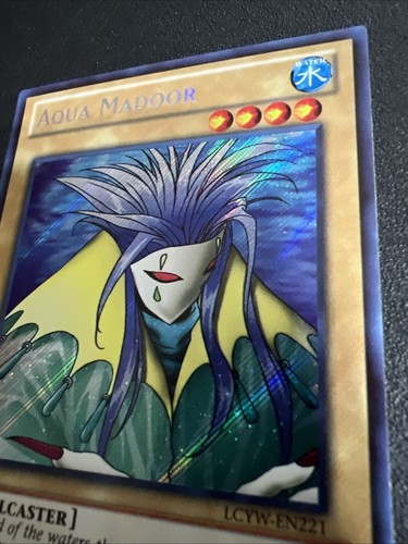 Yugioh Aqua Madoor LCYW-EN221 Holo Card 1996 - Picture 6 of 24