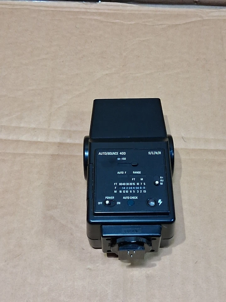 Vintage Vivitar AUTO BOUNCE 40D DEDICATED Shoe Mount Camera Flash TESTED - Image 2 of 3