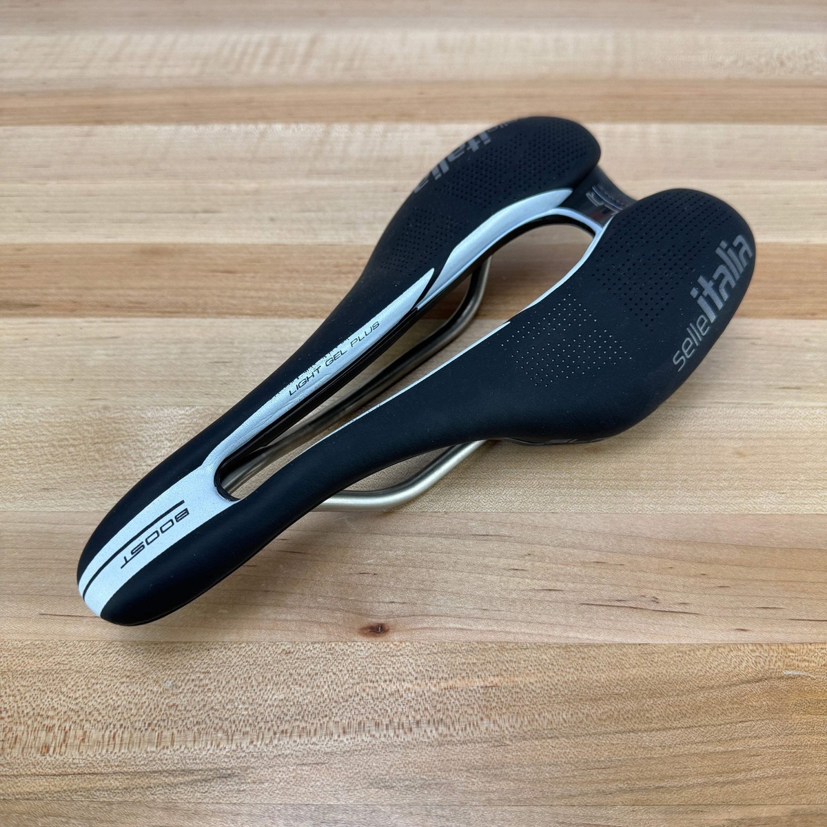 Selle Italia Boost SLR Endurance Light Gel Plus S3 7x7mm Ti Rails