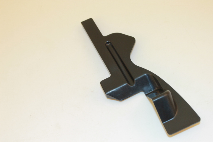 98 KAWASAKI ZX 600 E RIGHT HAND RH HEAT GUARD COVER BRACKET