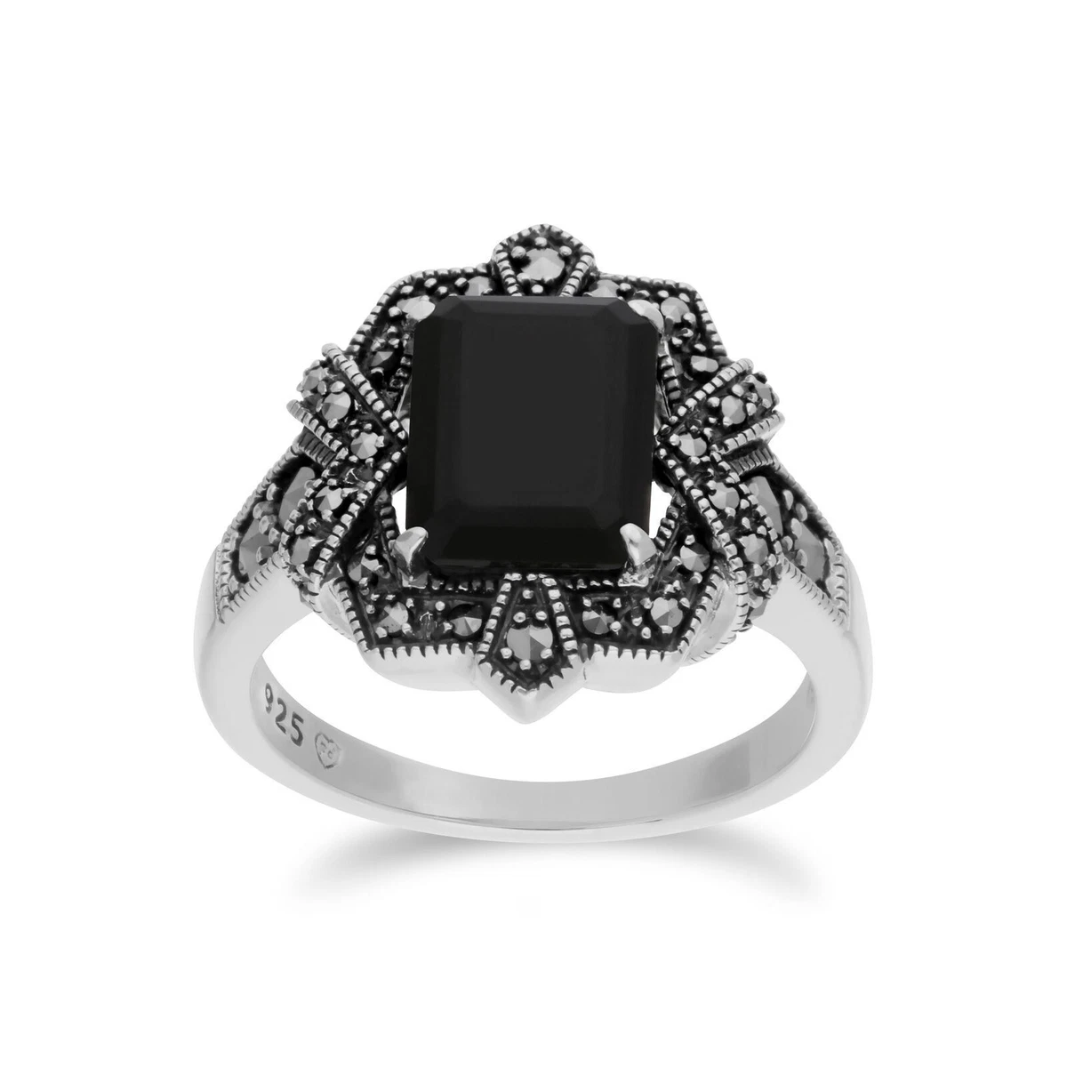 Anello Unico Grosso Argentato In Resina E Onice Nera – Forma Ovale, Stile Organico, USA