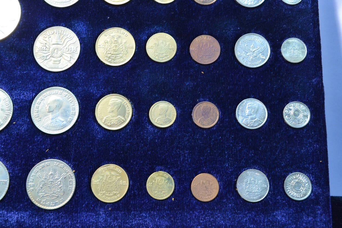 1960'S ROYAL THAI MINT 32 COMMEMORATIVE THAILAND COIN MINT