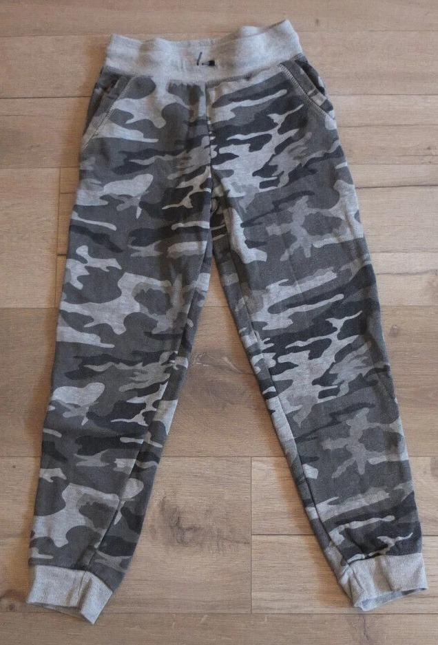 Pantalón camuflaje online niña primark