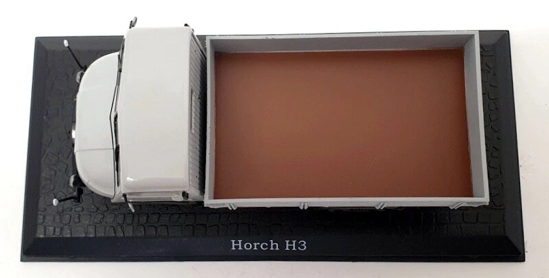 Atlas Editions 1/43 Scale Diecast 7 167 121 - Horch H3 - Grey - Image 4 of 4