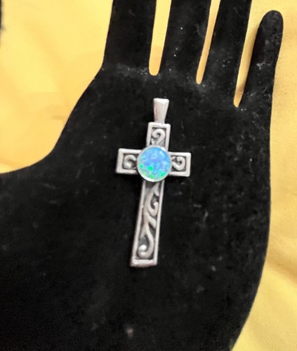 Vintage Sterling Silver (925) Cross W/ Fire Blue Opal Center Stone - Picture 4 of 6