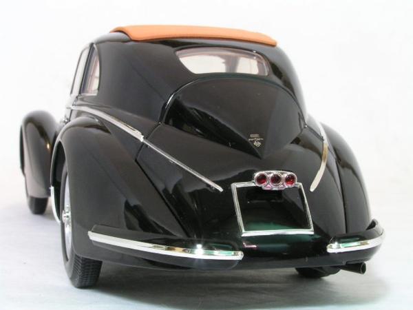 1/18 Alfa Romeo 8C 2900B Long ( Lungo ) 1938 Black Alfa 1/18 Alfa Romeo 8C 2900B Long ( Lungo ) 1938 Black Alfa