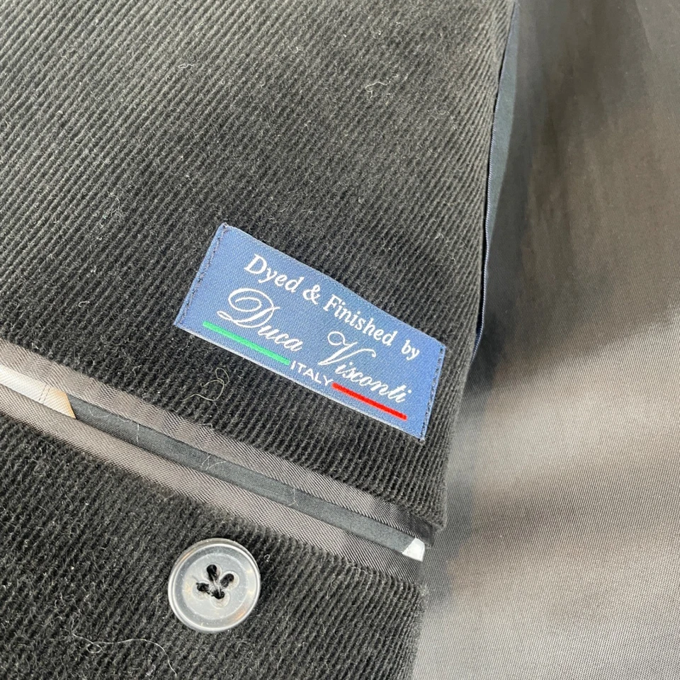 Jaqueta Blazer Masculina Banana Republic Ajuste Personalizado Veludo Preto Tamanho 46L - Imagem 3 de 4