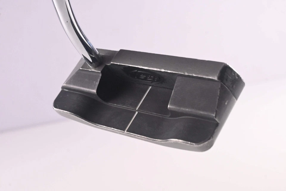 Yes! C-Groove Donna Putter / 33 Inch - Image 4 of 4