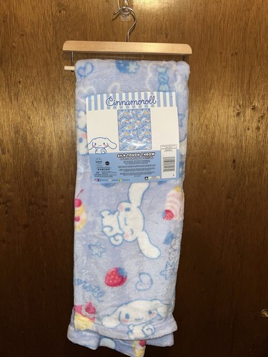 Cinnamoroll Plush Throw Blanket 40in X 50in Silk Touch Toddler Baby NEW!