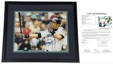 Ichiro Suzuki signed 11x14 Photo Professionally Framed & JSA Authentication