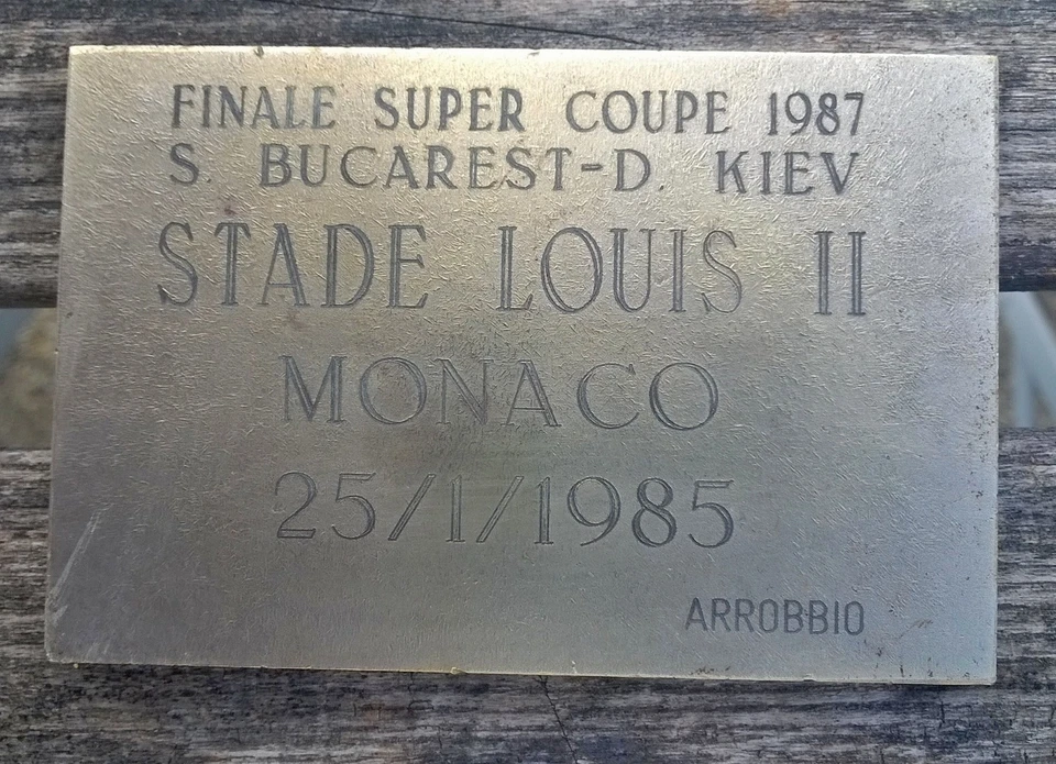 RARE MEDAILLE RECTANGULAIRE STADE LOUIS II MONACO FINALE SUPER COUPE 1987 UEFA - Photo 1/4