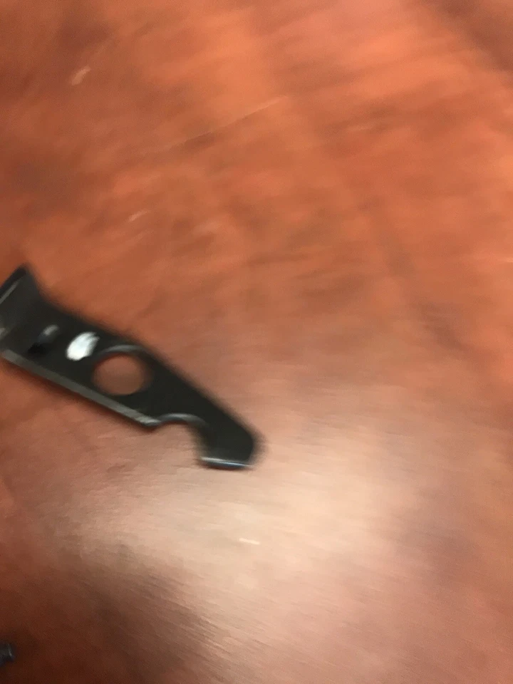 Used OEM Rotating Block I Craftsman 18” Electric Corded Chainsaw 172.41201 - Image 3 of 4