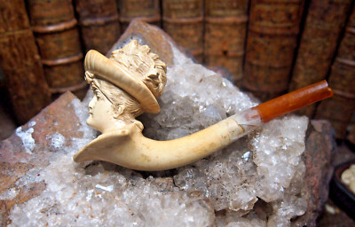 PFEIFE RAUCH ZIGARETTE GESCHNITZT AUS MEERSCHAUM eine elegante Frau