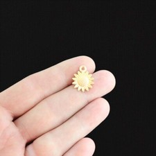 10 Sunflower Gold Tone Charms - GC801
