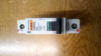 Merlin Gerin MCB 20 AMP einpoliger Schutzschalter Typ D Multi9 C60HD120 25702