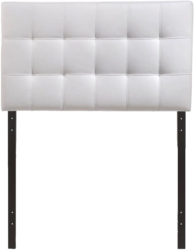 胶合板白色床和床头板