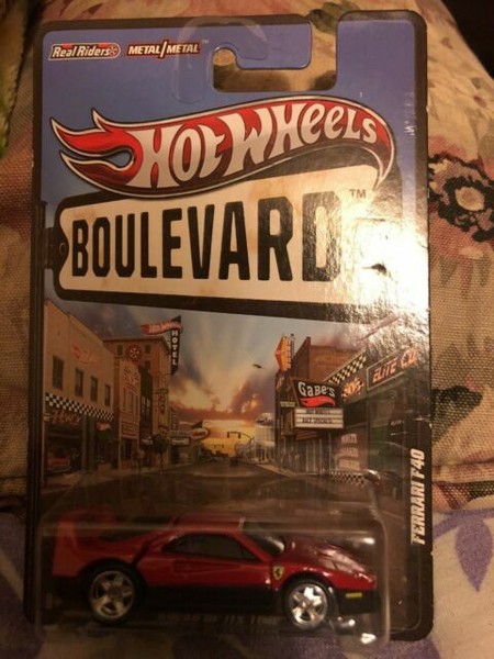 hot wheels boulevard ferrari f40