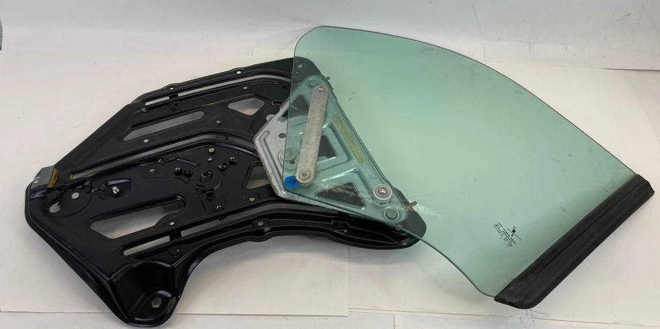 2004-2011 Saab 9-3 Convertible Rear Right Side Quarter Window Glass w/ Regulator — 第 2/4 张图片