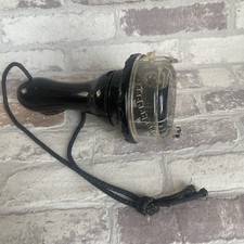 Bussola vintage Sestrel tenuta a mano - Marina Militare