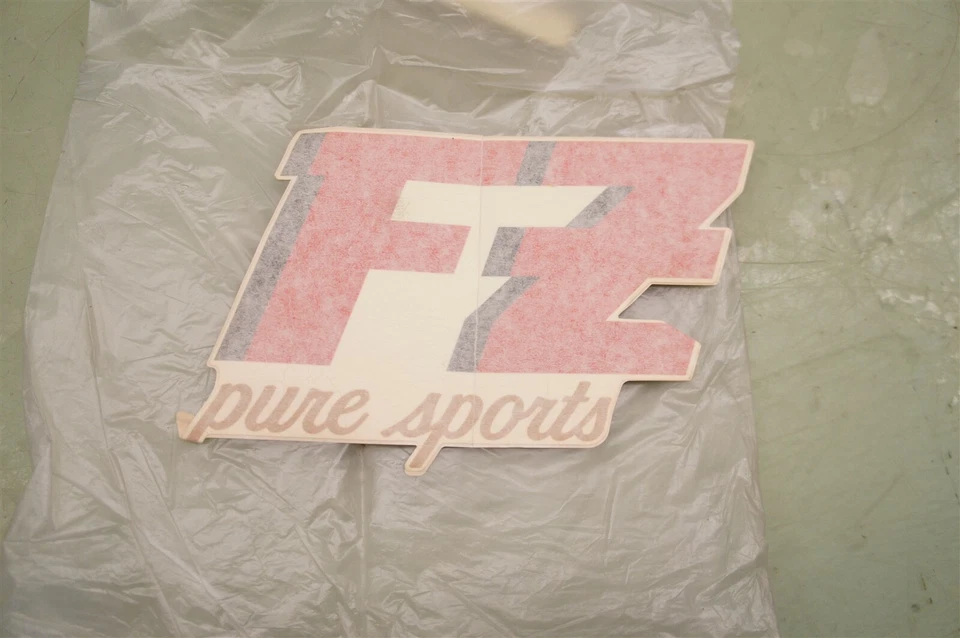 Yamaha 1988 FZ600 FZ600U FAIRING FZ 600 DECEL EMBLEM *2526 Foto 3 de 4