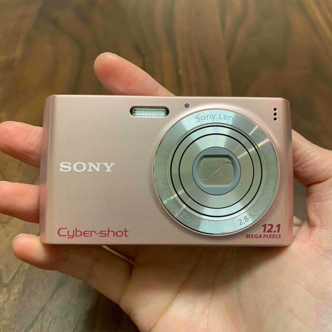 Sony Cyber-shot DSC-W510 12.1MP 4x Optical Zoom CCD Digital Camera W/ Battery