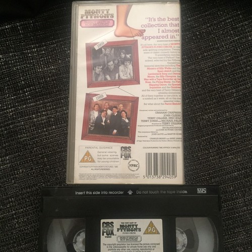 The Best of Monty Python's Flying Circus Parrot Sketch Not Included (VHS 1990) - Picture 2 of 2