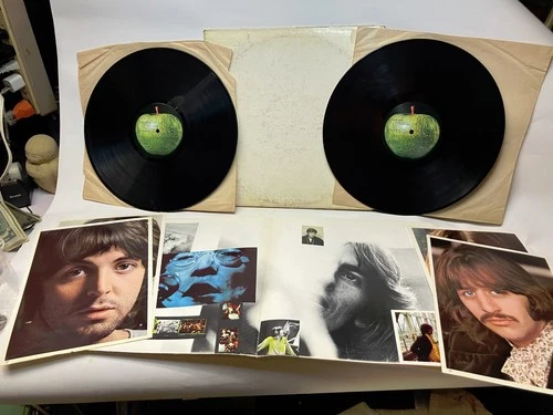 The Beatles White Album  2 LP Vinyl  SWBO101 w/ Posters 1968 free shipping
