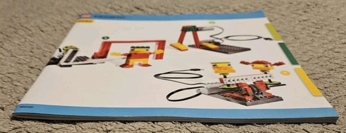 Lego Education WeDo Construction Kit Manual 9580 - Picture 2 of 11