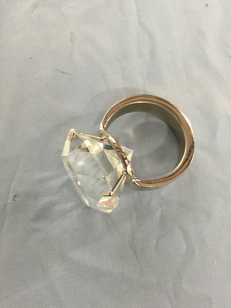 Glass Diamond Ring Napkin Holder eBay