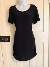Wilfred Free Shift Dress Black Short Sleeve Lined Size Small Bust 36"