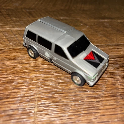 vtg 1984 Tonka GoBots Van Guard MOC action figure transformer