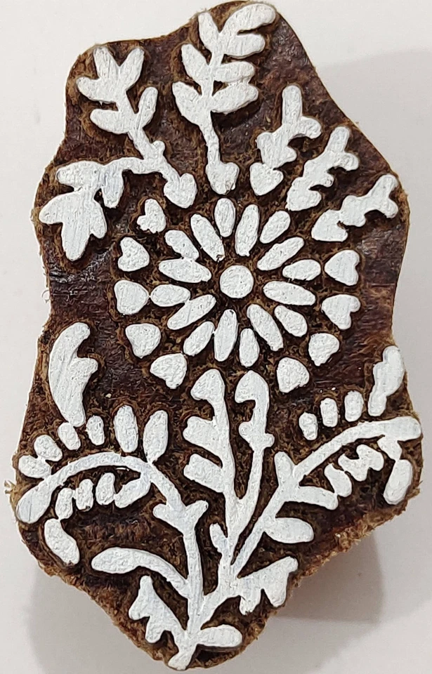 Indian Wooden Textile Stamps Wood Printing Block Floral Stamp Décor Block AZ-22 - Image 2 of 4