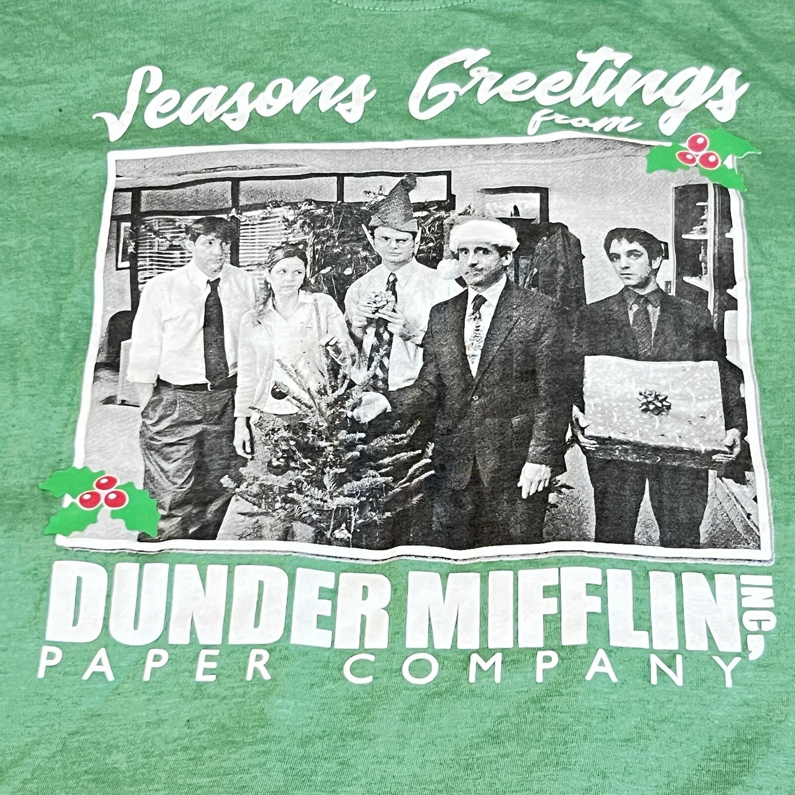 Seasons Greetings From Dunder Mifflin T Shirt The Office Christmas Size M Green
