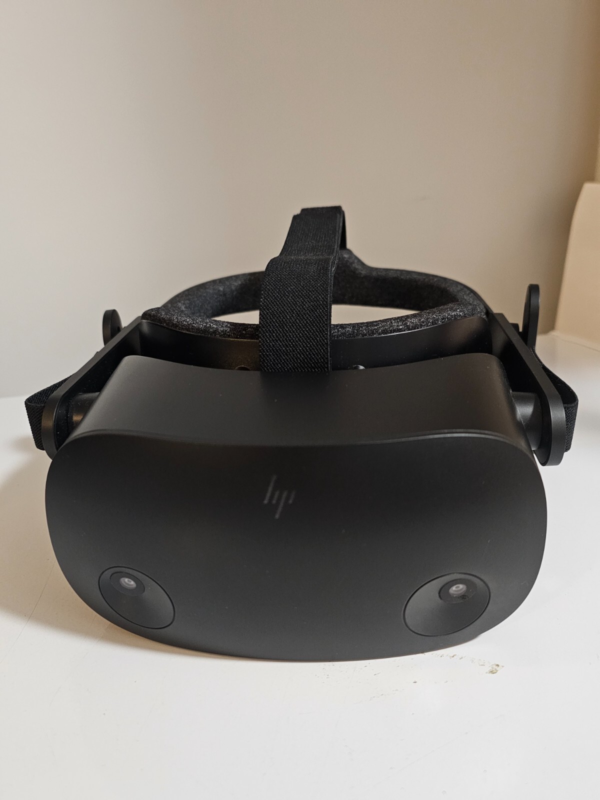 HP Reverb G2 Virtual Reality Headset Black (1G5U1AAABA) 195122339524