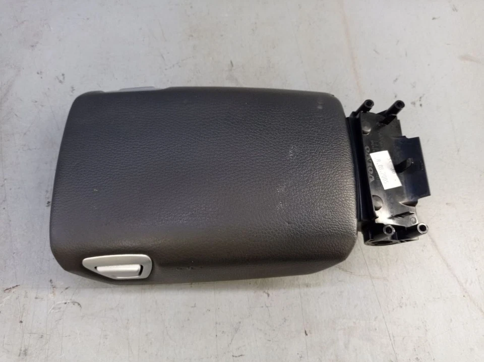 Armlehne für VOLVO XC70 CROSS COUNTRY 2.4 D5 XC AWD 30643895 - Bild 3 von 4