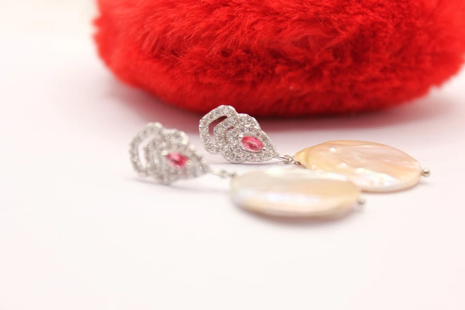 ORECCHINI ARGENTO PERLE BAROCCHE COLTIVATE ZIRCONI BIANCHI E RUBINI PENDENTI - Immagine 4 di 4