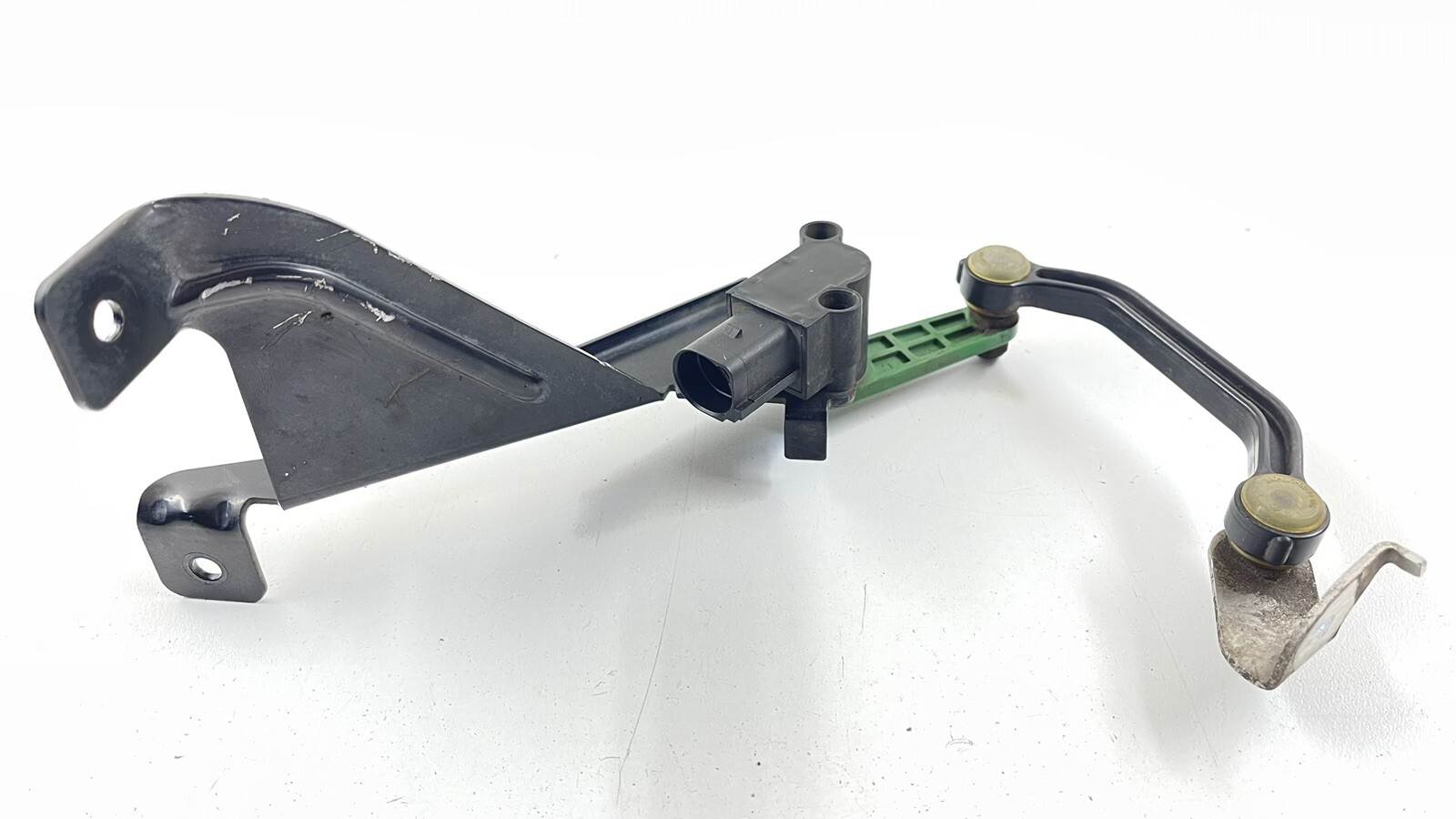 08-15 AUDI R8 SPYDER DRIVER LEFT REAR HEADLIGHT HEIGHT LEVEL SENSOR OEM