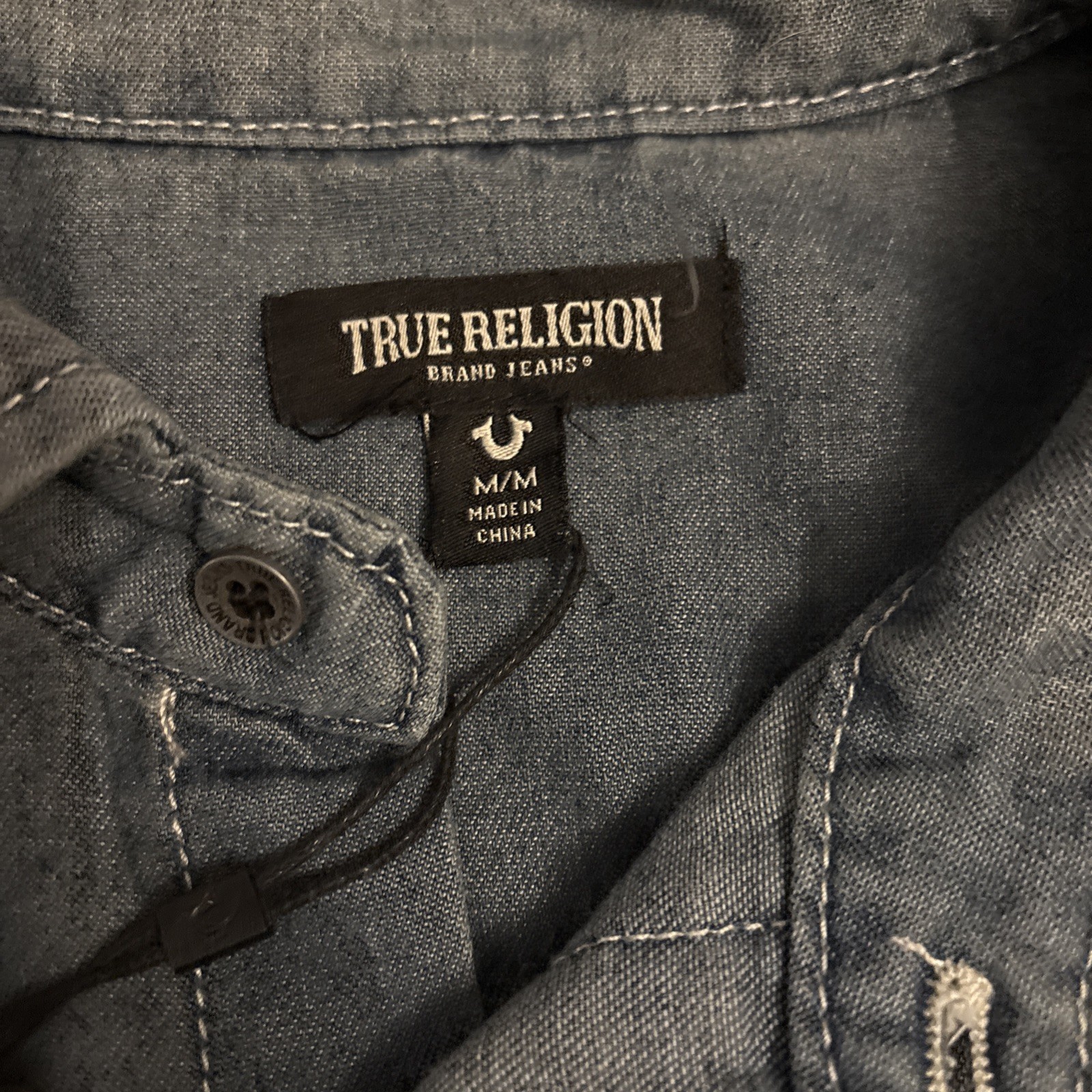 True Religion Men's Size M Medium Wash Long Sleeve Chambray Snap Denim Shirt NWT thumbnail 4