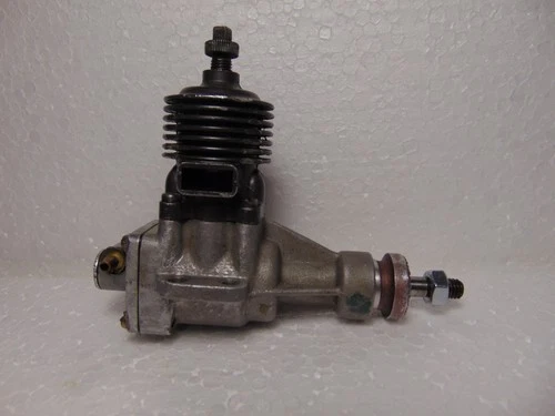 KMD 2.5 cc Airplane Modeling c/l Engine Soviet Motor Diesel KMA .15