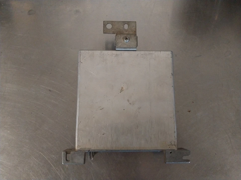 Módulo de control del motor 76 Datsun 280z ECU ECM OEM 4 velocidades usado A11 000 050 Foto 4 de 4