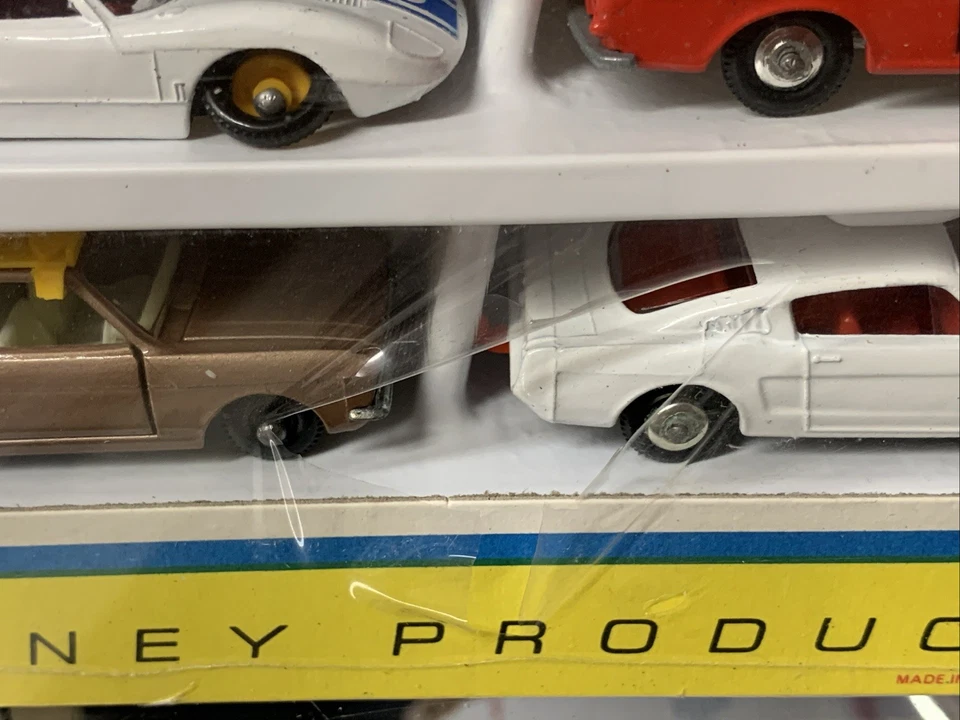 1968 Matchbox G-4 Race’N Rally Set In Mint Sealed Box W/10 Assorted Vehicles - Image 3 of 4