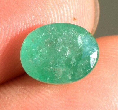 15,40 ct émeraude naturelle Zambie riche vert AA + lustre pierre