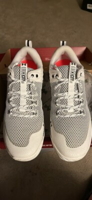 Under Armour Women's  HOVR Block City White Black Size 12.5  3023709-101 New Box