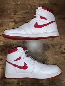 og metallic nike jordan retro air